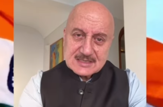 Anupam Kher congratulated fans on Independence Day