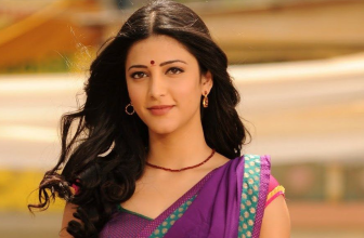 Shruti Haasan Breaks Up With Ex-Boyfriend